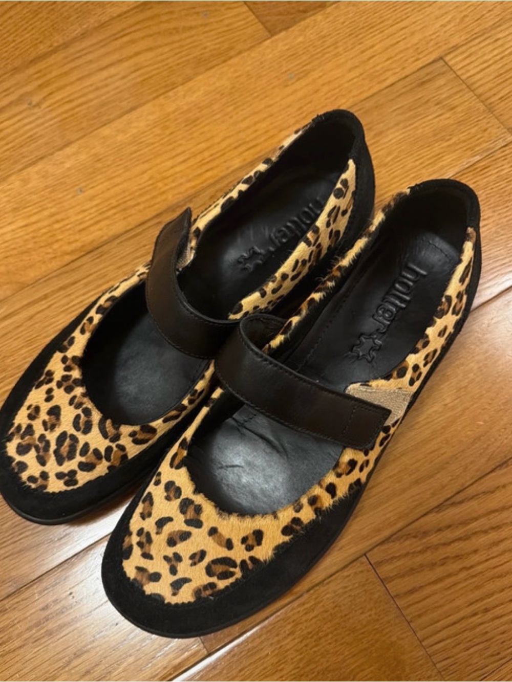 NWOT “Hotter” women’s shoes
